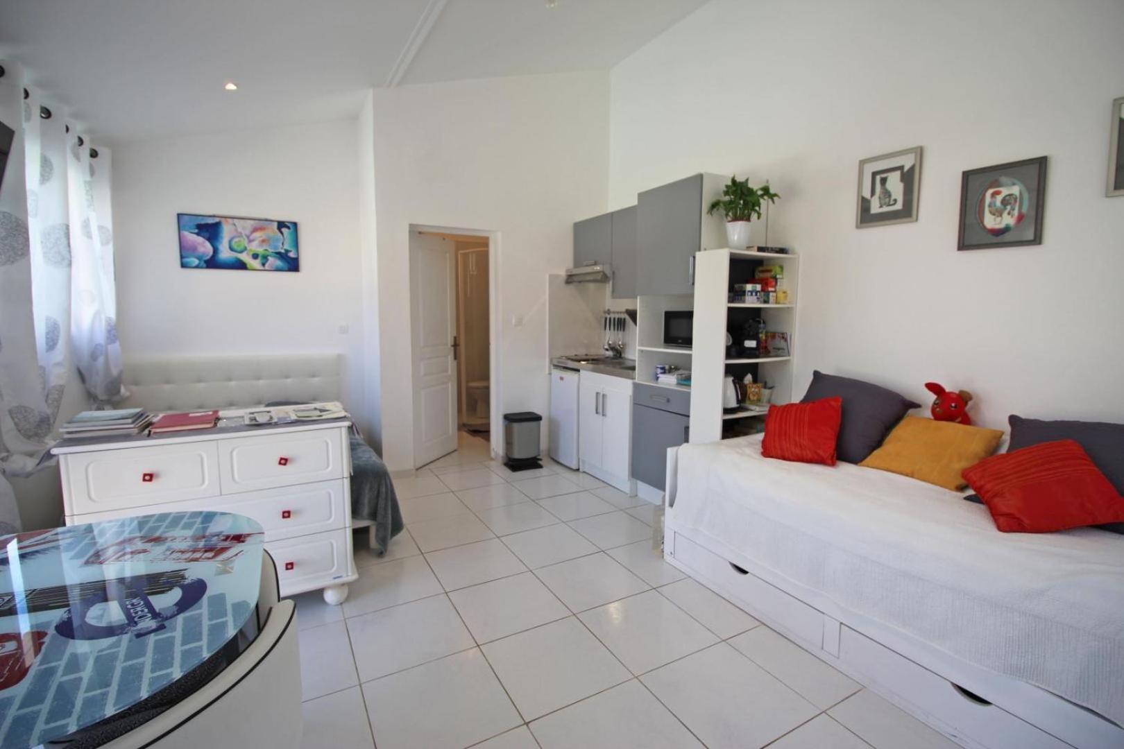 Les Carpes A Limoges Bed & Breakfast Exterior photo
